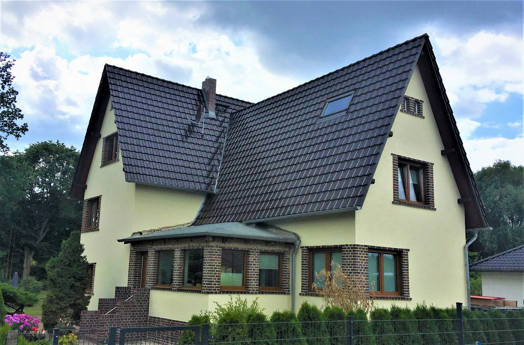 Fertig saniertes Steildach